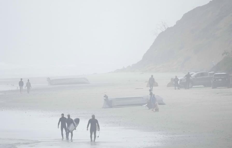 Ocho muertos al naufragar barcos de contrabando frente a la costa de San Diego