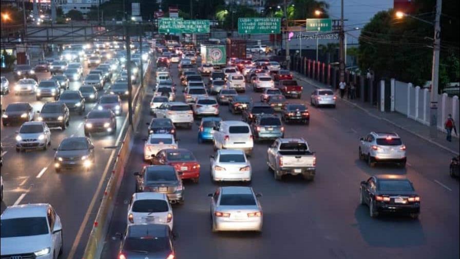 Transportista propone se cobre la mitad de lo que plantea el Gobierno por la revista Transportista propone se cobre la mitad de lo que plantea el Gobierno por la revista