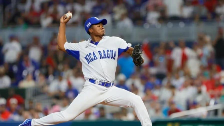 Duque Hebbert convierte salida en la novena en contrato de la MLB