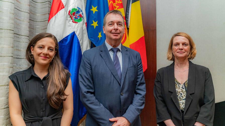 Awex agasaja a Embajada del Reino de Bélgica y misión comercial de la región de Valonia Awex agasaja a Embajada del Reino de Bélgica y misión comercial de la región de Valonia
