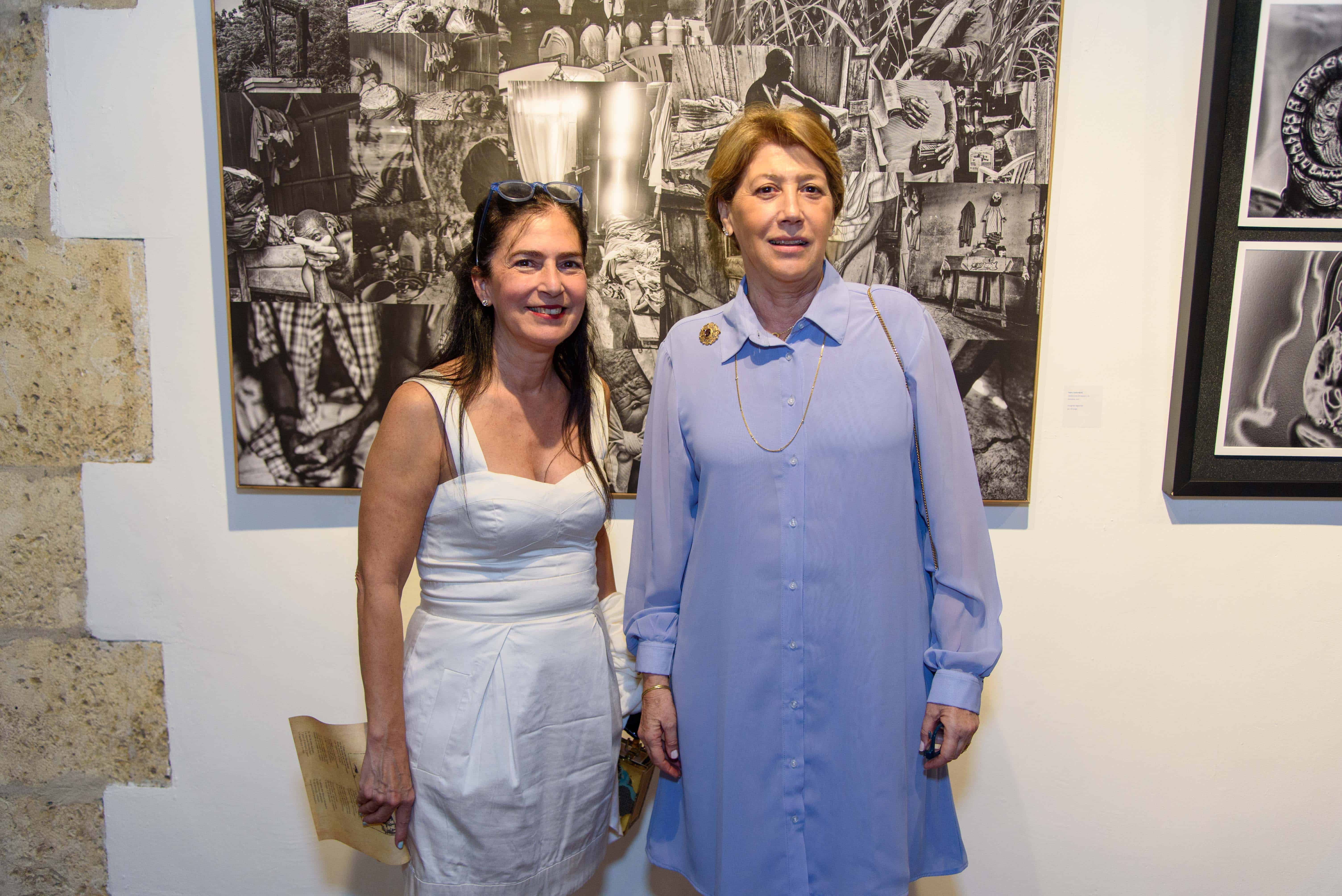 Marta García de Acero y María del Carmen Orizondo. 