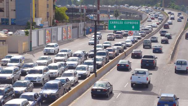 La oposición cuestiona inspección de vehículos se realice con alianza público privada
