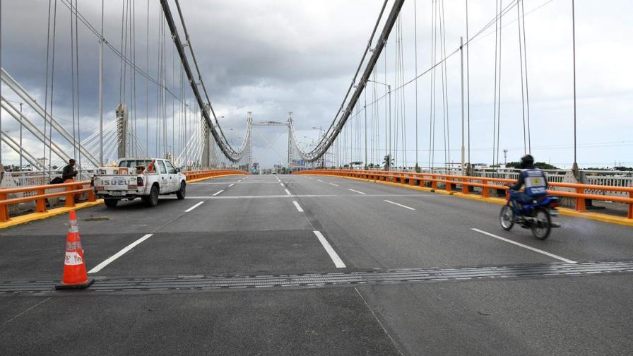 Obras Públicas y contratista repararán juntas del puente Duarte cambiadas hace poco