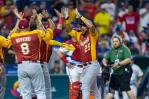 En fotos: Venezuela machacó a Puerto Rico y se pone cómodo en el Clásico Mundial de Béisbol
