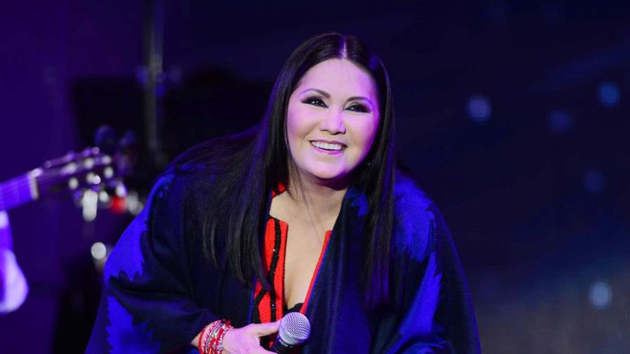 Ana Gabriel hará tercera función en el Palacio de los Deportes