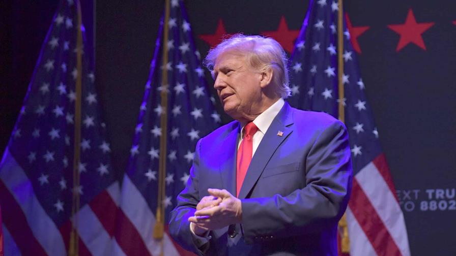 Trump arremete en evento de campaña en Iowa contra el sistema educativo en EEUU Trump arremete en evento de campaña en Iowa contra el sistema educativo en EEUU