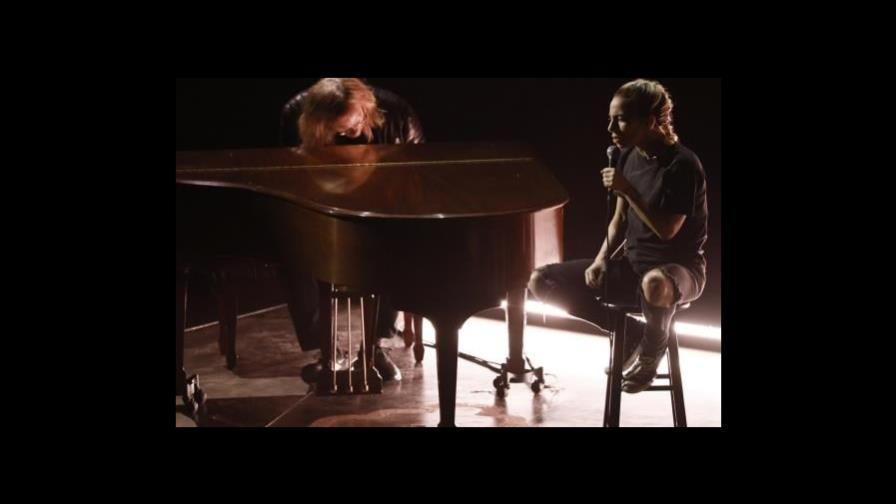 Así fue el cambio de estilo de Lady Gaga en los Óscar