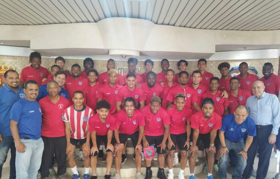 Delfines del Este FC presenta equipo con miras a la temporada 2023 de la LDF