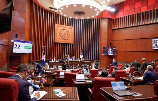 Juicio político a Pleno de la Cámara de Cuentas genera debates entre senadores