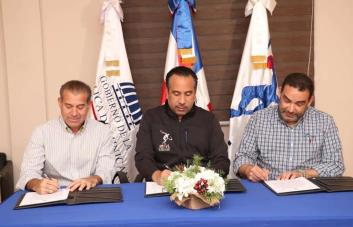 Inefi y Febodom firman acuerdo interinstitucional para rescatar la Liga Intercolegial de Boliche