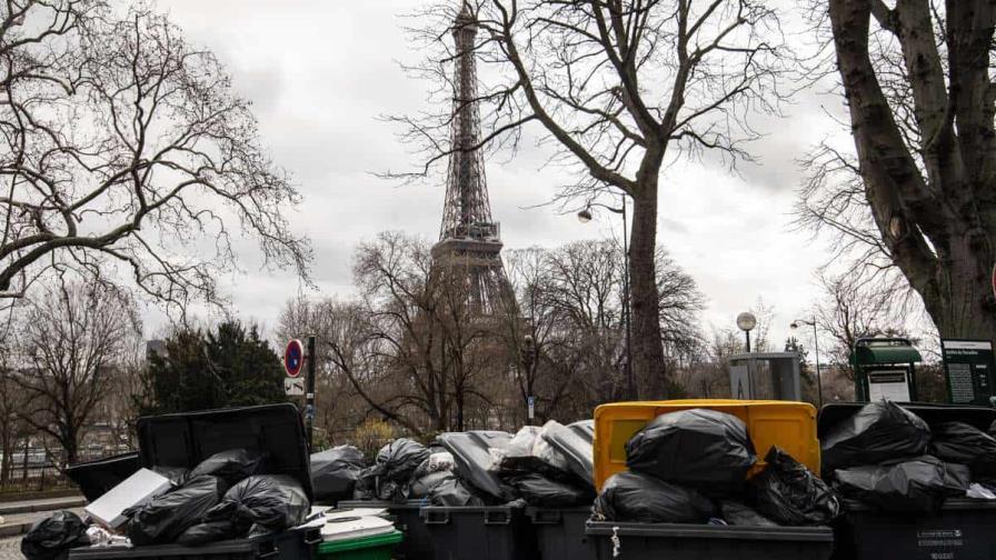 Las montañas de basura, la nueva atracción turística en París Las montañas de basura, la nueva atracción turística en París
