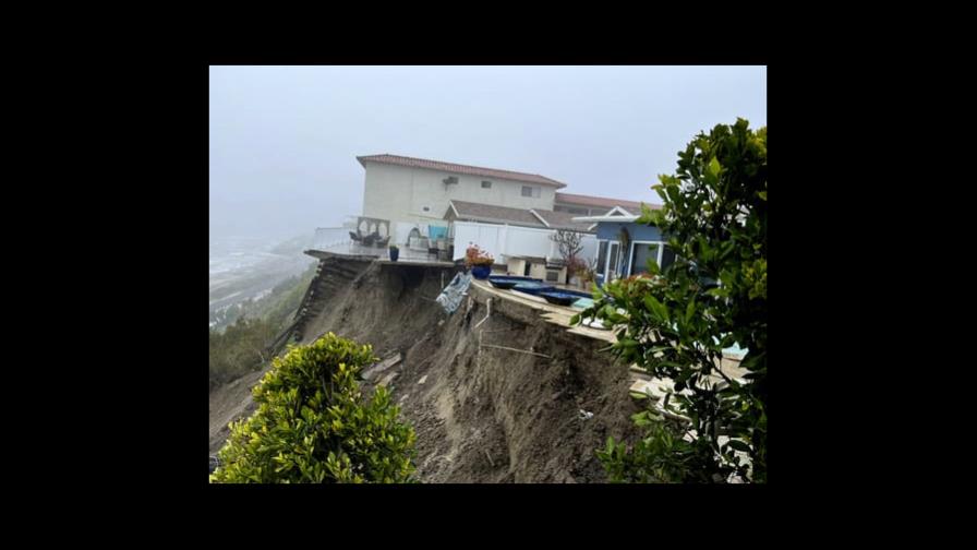 Nuevas tormentas causan más inundaciones y deslizamientos en California