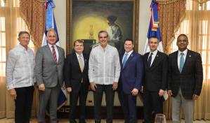 Congresistas de EEUU reconocen derecho de RD de determinar su política migratoria