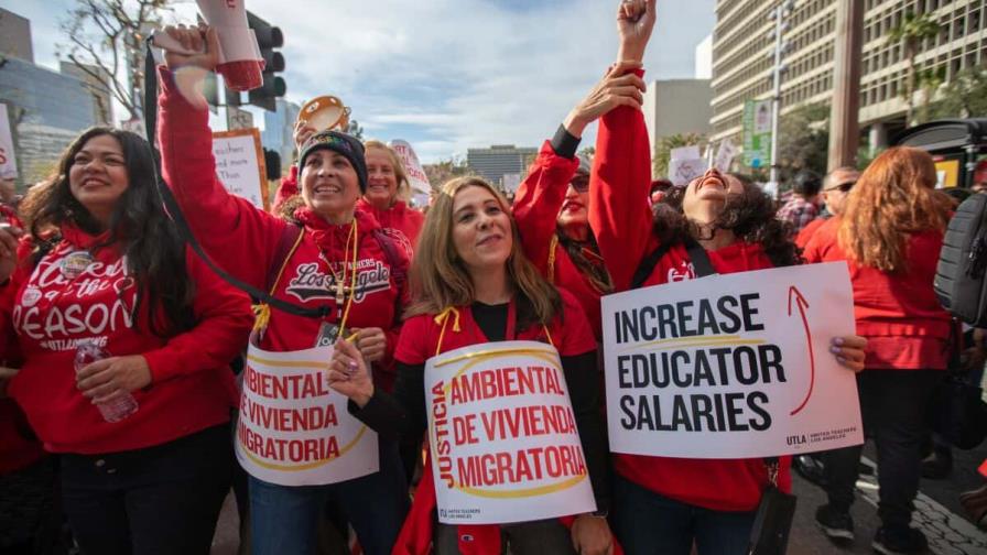 Escuelas públicas de Los Ángeles cerrarán tres días por huelga