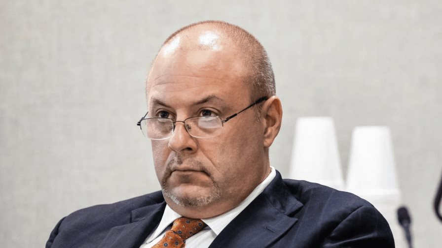 Polémica propuesta migratoria apoyada por DeSantis supera su primer paso Polémica propuesta migratoria apoyada por DeSantis supera su primer paso