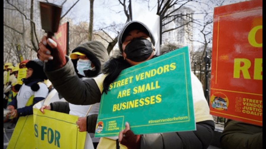 Cientos de vendedores ambulantes piden legalizar su actividad en Nueva York