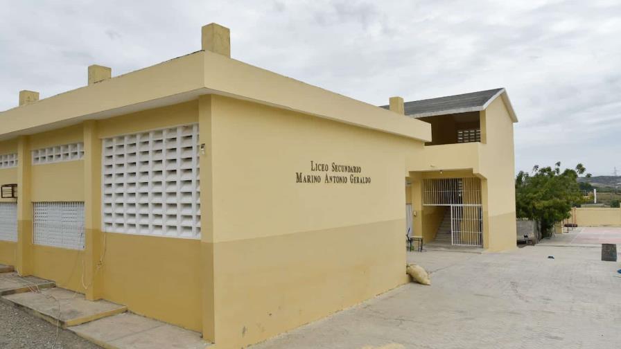 Maestra que falleció por supuesta intoxicación había colocado veneno en un pan