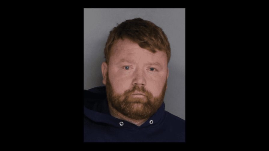 Arrestan a un hombre en Pensilvania tras irrumpir en una casa y manosear a una menor Arrestan a un hombre en Pensilvania tras irrumpir en una casa y manosear a una menor