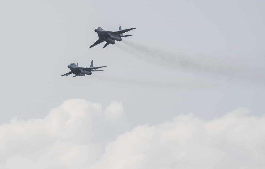Eslovaquia cederá aviones de combate soviéticos a Ucrania
