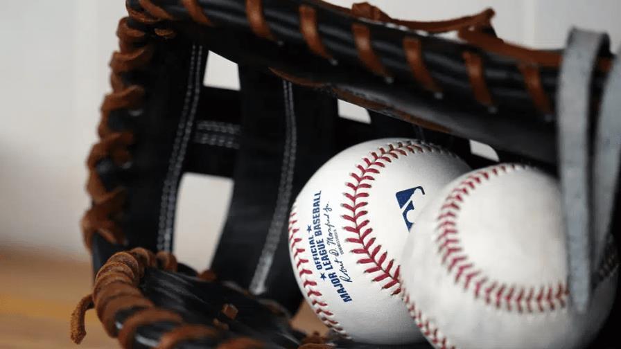 Major League Baseball pide a los árbitros mayores controles de sustancias pegajosas Major League Baseball pide a los árbitros mayores controles de sustancias pegajosas