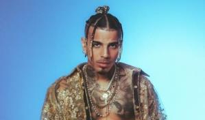 Video | Golpean en la cabeza con un celular a Rauw Alejandro durante concierto