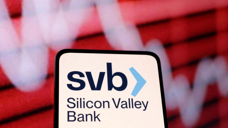 Empresa matriz del intervenido Silicon Valley Bank se declara en bancarrota