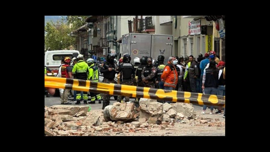 Temblor de 6.5 grados sacude Ecuador y Perú; una niña fallecida y cientos de afectados Temblor de 6.5 grados sacude Ecuador y Perú; una niña fallecida y cientos de afectados
