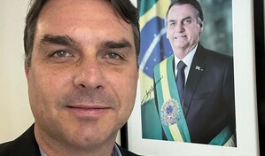 El partido de Fl&aacute;vio Bolsonaro denuncia una presunta red de perfiles falsos para atacarlo