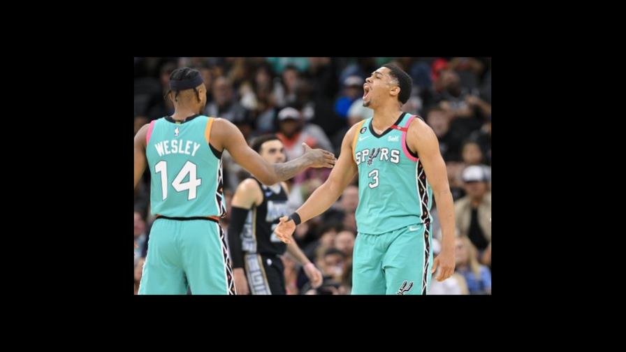 Grizzlies firman su mayor remontada histórica ante Spurs Grizzlies firman su mayor remontada histórica ante Spurs