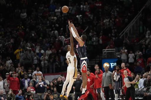 Con triple de Smith, Rockets superan a Pelicans
