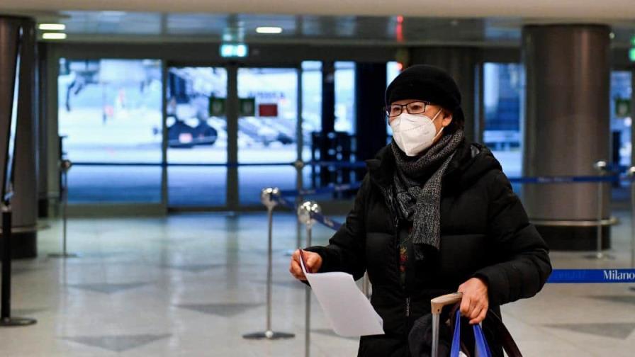 Reino Unido elimina las pruebas de COVID-19 para viajeros procedentes de China