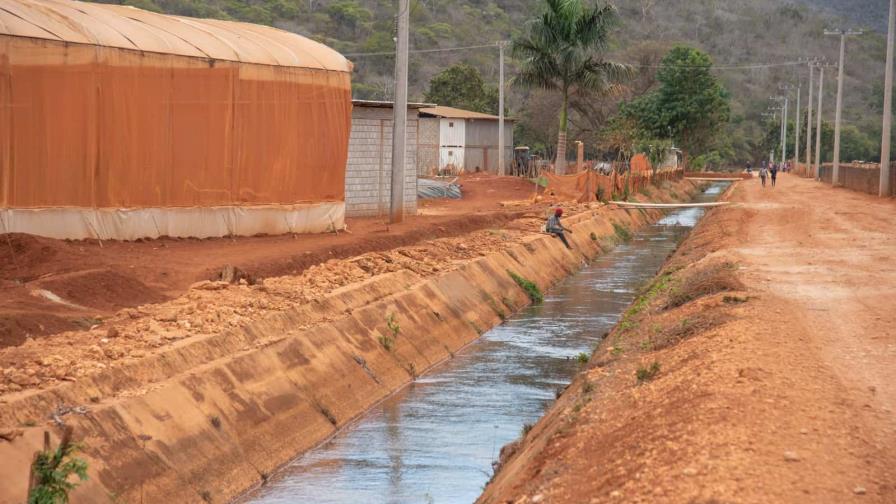 El agua en Duvergé: cuando la sequía y la agricultura crean crisis seria