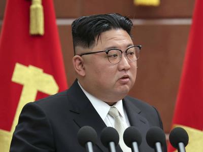 Corea del Norte lanza misil entre maniobras de EEUU y Seúl