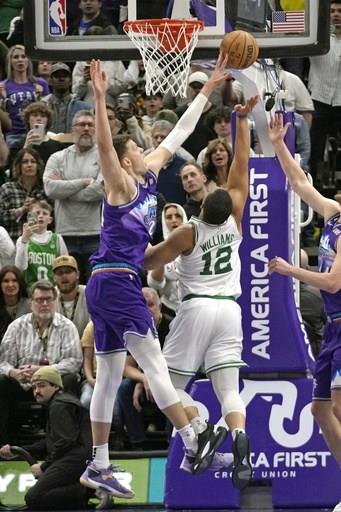 Tiro bloqueado de Kessler impulsa a Jazz a vencer a Celtics