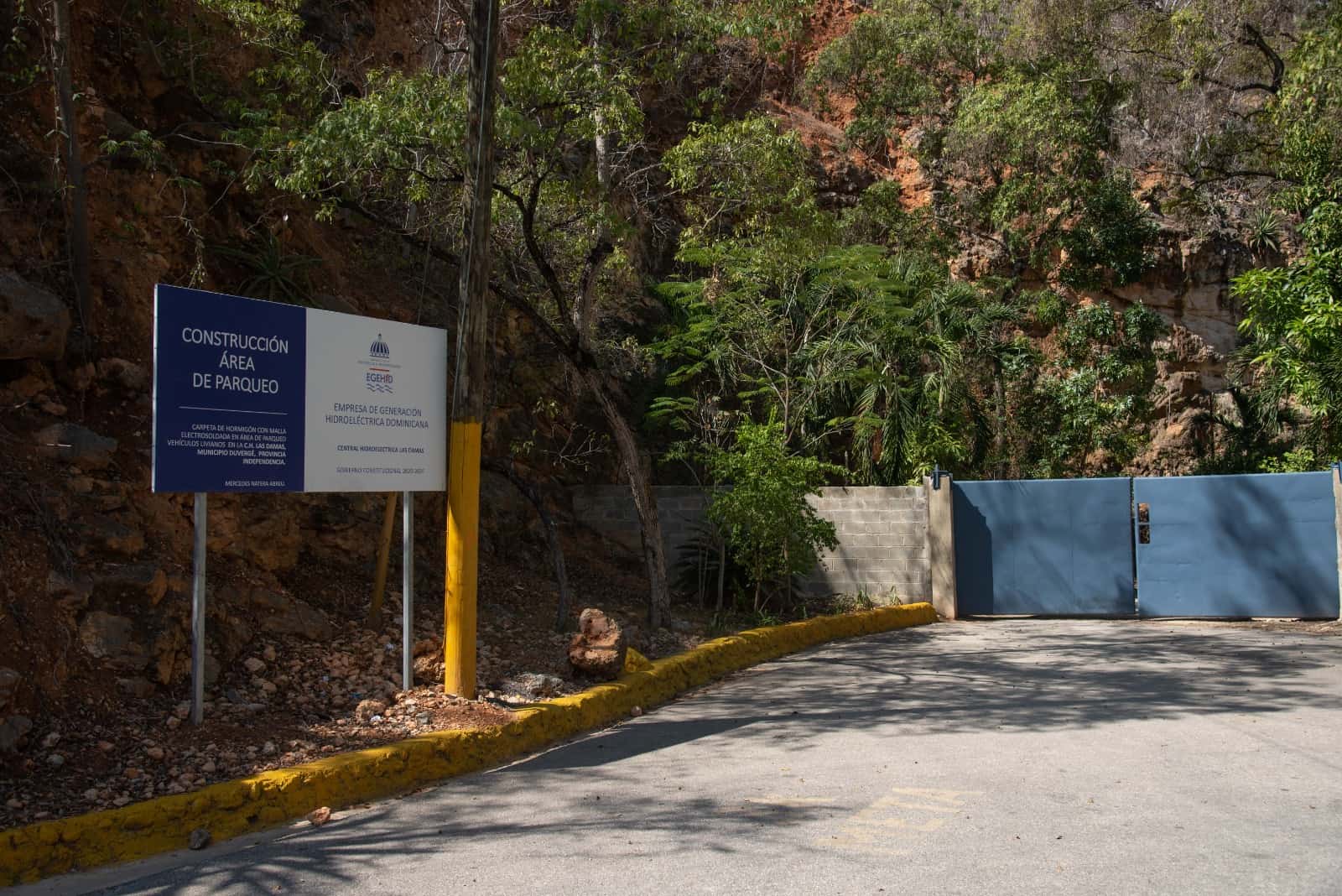 Entrada de la central hidroeléctrica Las Damas.