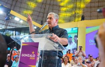 Gonzalo Castillo recibía dinero ilícito en efectivo, en bolsas y maletas de viajes, según Ministerio Público