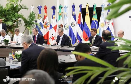 A escena la Cumbre con el lema: “Juntos por una Iberoamérica justa y sostenible”