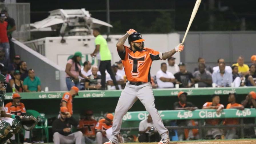 Toros acuerdan con Gustavo Núñez, Ronny Rodríguez y Wirfin Obispo Toros acuerdan con Gustavo Núñez, Ronny Rodríguez y Wirfin Obispo