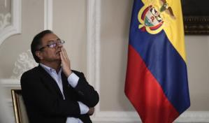 Petro llama a consulta a delegación de paz del Gobierno tras atentado del ELN