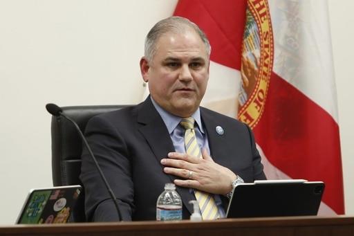 Un alcalde en Florida renuncia por desacuerdos sobre presupuesto