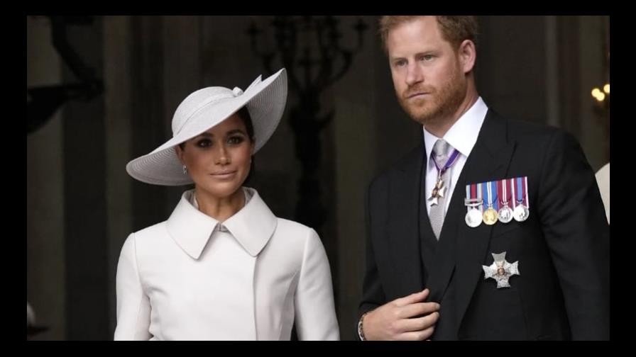 Estas son las exigencias de Harry y Meghan para asistir a la coronación de Carlos III Estas son las exigencias de Harry y Meghan para asistir a la coronación de Carlos III