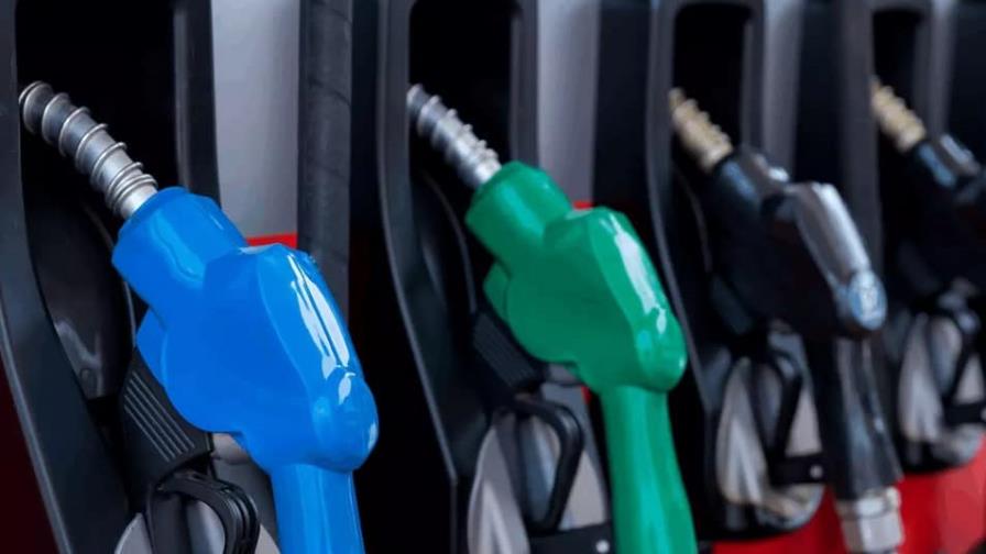 EEUU: alza sorpresiva de reservas comerciales de crudo, demanda crece