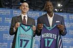 Michael Jordan contempla vender a los Hornets de Charlotte