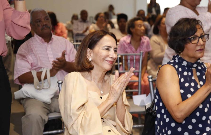 Cultura rinde tributo a poetas dominicanos en el Día Mundial de la Poesía