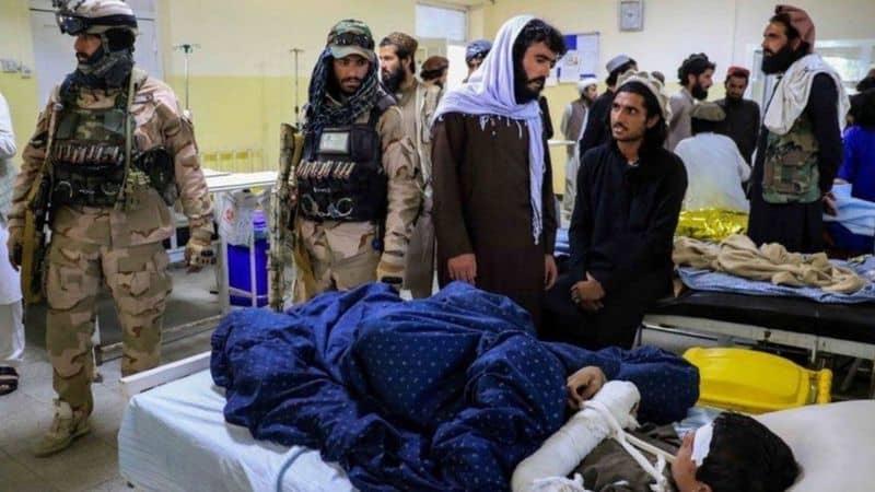 Al menos 3 muertos y 44 heridos en Afganistán tras terremoto de magnitud 6,5