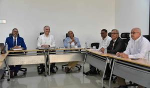 Miembros del Comité de Honorarios esperan obtener salidas viables