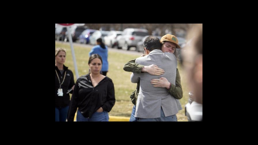 Confirman la muerte de acusado de tiroteo escolar en Denver, Colorado