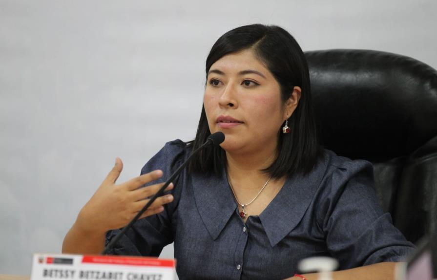 Congreso de Perú aprueba acusar a exprimera ministra por golpe de Castillo