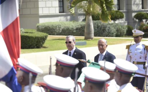Abinader comienza agenda de trabajo con su homólogo de Portugal Abinader comienza agenda de trabajo con su homólogo de Portugal