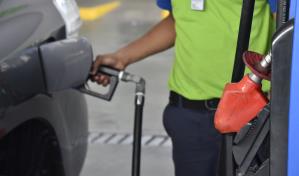 Bajan precio del avtur; demás combustibles se mantendrán invariables